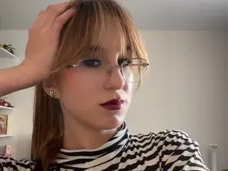 AlishaKelly  live sex cam