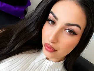 MayaCollinss  live sex cam