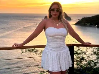 SashaDurante  live sex cam