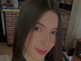 Lia_Santos  live sex cam