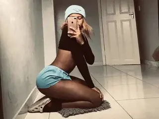 BoobieDairy2k  live sex cam