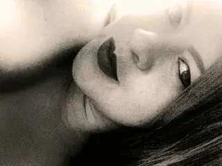 Mia_Multisquirter  live sex cam