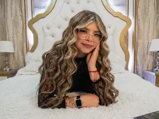 RiileyAngel  live sex cam