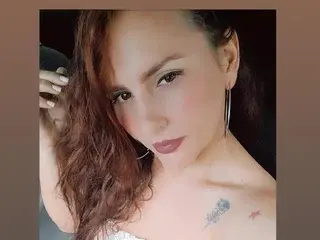 AlahiaLondono  live sex cam