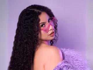 AbrilWinters  live sex cam