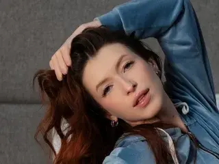 Bella_Slim  live sex cam