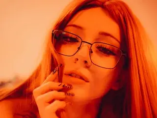 Cloefive  live sex cam