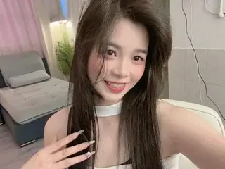 Ailisiminmin  live sex cam