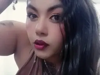 KarlaaGreenn  live sex cam