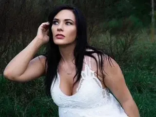 Wrenleigh  live sex cam