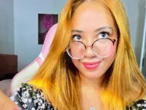 CutieVic  live sex cam