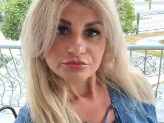 Angel40usex  live sex cam