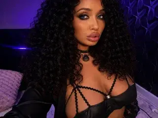 MoanforU  live sex cam