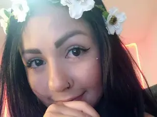 Isabella_Velvet  live sex cam