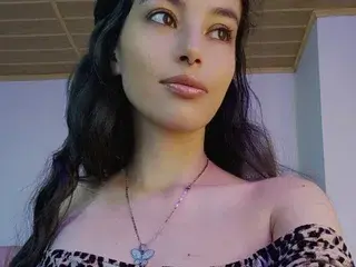 Samanthablow  live sex cam