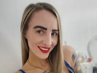 EmeraldStorm  live sex cam