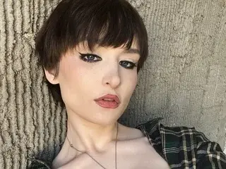 LuisaNoir  live sex cam