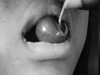 ExxieASMR  live sex cam