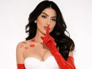 BELLANANA  live sex cam