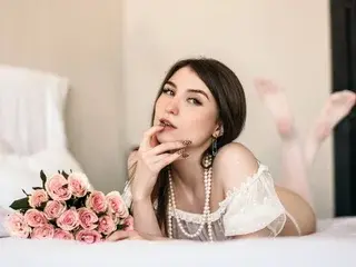 RoseReids  live sex cam
