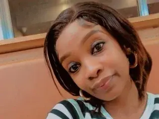 SexyYummyMia  live sex cam