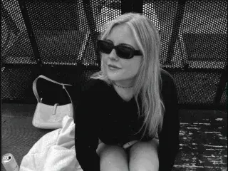 Missblondiee_X  live sex cam