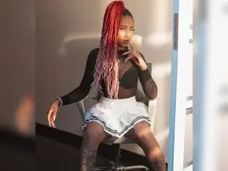 Madisson20  live sex cam