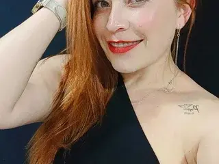 Imemillyhanks  live sex cam
