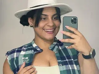 Violethrousse  live sex cam