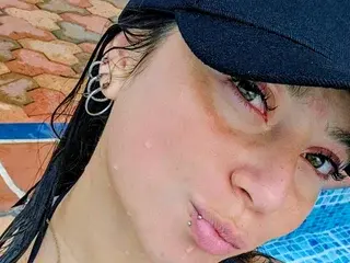 Evangeline1999  live sex cam