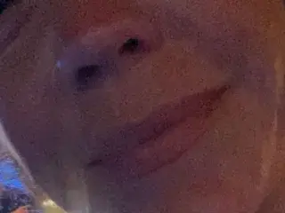 Cheeky_Charliee  live sex cam