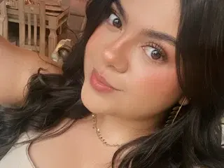 Misssofiiaa  live sex cam