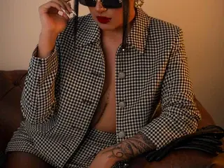 XiaPhoenix  live sex cam