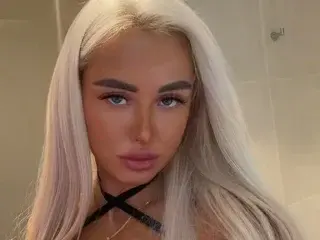 Jessylee25  live sex cam