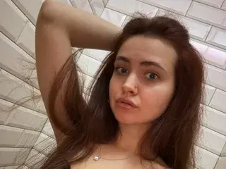 LittleCuty  live sex cam