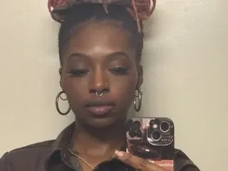 SlimCocoa  live sex cam