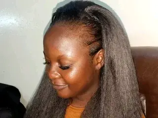 CurvyDarkAss24  live sex cam