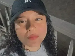 Marilynevanss  live sex cam