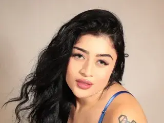 Luciana_Roy  live sex cam