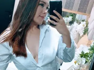 Rosio67  live sex cam