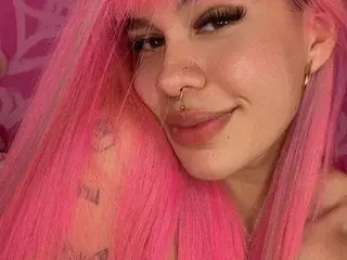 MaddyLovexxx  live sex cam