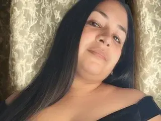 AndreinaGoetz  live sex cam