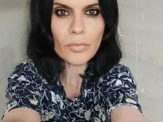 CRISTIINA36  live sex cam