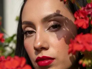 Aknawildee  live sex cam