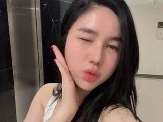 Channelgirls079  live sex cam
