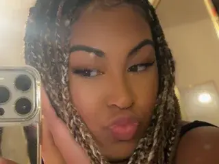 KehlaniMai  live sex cam