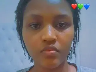 BriannaB  live sex cam