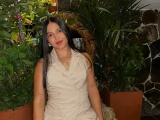 Jannett_Moore  live sex cam