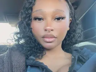 Pluvioprincess  live sex cam