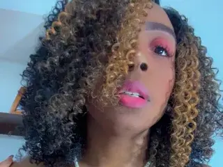 Nalajoyce  live sex cam